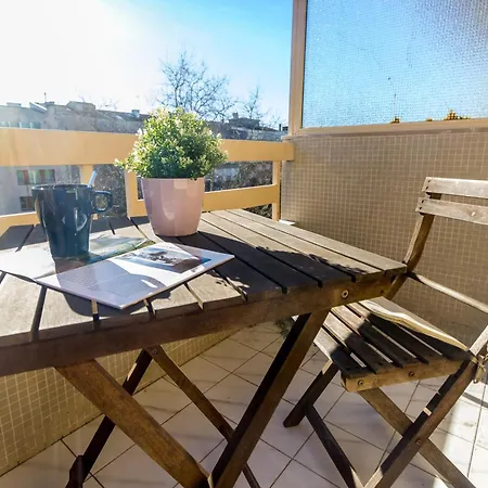 Guest H4u Povoa Praca Joao 23 *